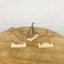 Lade das Bild in den Galerie-Viewer, 3er Set Dekofiguren Seestern, Anker und Boot