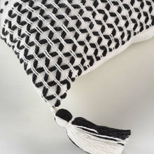 Lade das Bild in den Galerie-Viewer, Kissenhülle schwarz weiß 40 x 40 cm Baumwolle