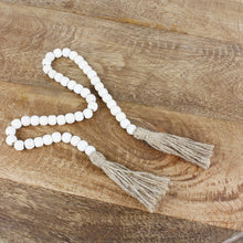 Lade das Bild in den Galerie-Viewer, Girlande Holzperlen Natur