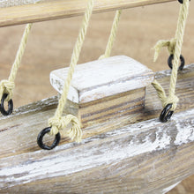 Lade das Bild in den Galerie-Viewer, Deko Segelboot