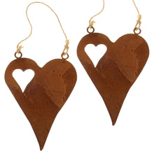 Lade das Bild in den Galerie-Viewer, 2er Set Herzhänger Rost 17 cm