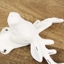 Lade das Bild in den Galerie-Viewer, Dekohaken Hirschkopf Weiß