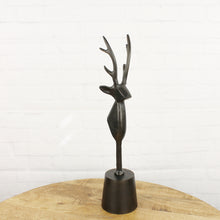 Lade das Bild in den Galerie-Viewer, Rentier Büste Schwarz 52 cm