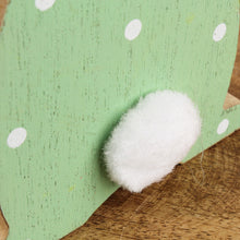 Lade das Bild in den Galerie-Viewer, 2er Set Deko Osterhase Weiß Grün