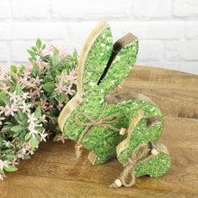 Lade das Bild in den Galerie-Viewer, 2er Set Osterhase Holz Grün Mosaik