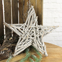 Lade das Bild in den Galerie-Viewer, Holzstern grau/weiß zum Hängen