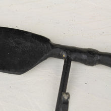 Lade das Bild in den Galerie-Viewer, Wandhaken Messer