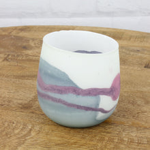 Lade das Bild in den Galerie-Viewer, Windlicht Glas bunt groß 12 cm