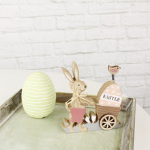 Lade das Bild in den Galerie-Viewer, Hase mit Schubkarre Holz