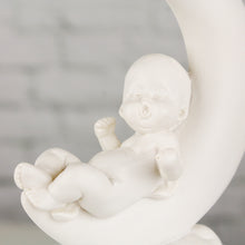 Lade das Bild in den Galerie-Viewer, 3er Set Baby-Figur auf Mond Weiß