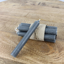 Lade das Bild in den Galerie-Viewer, 12er Set Tischkerze grau