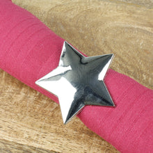 Lade das Bild in den Galerie-Viewer, 4er Set Serviettenringe Stern Silber