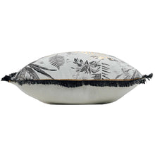 Lade das Bild in den Galerie-Viewer, Dekokissen mit Füllung 45 x 45 cm Zebra Palme weiß schwarz