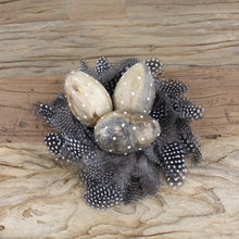 Lade das Bild in den Galerie-Viewer, 3er Set Dekoei Holz Braun Weiß gepunktet