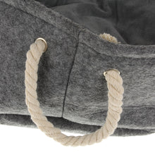 Lade das Bild in den Galerie-Viewer, Filzkorb mit Henkel und Kissen dunkelgrau oder Hellgrau