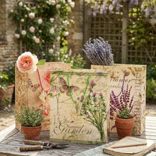 Lade das Bild in den Galerie-Viewer, 3er Set Geschenktasche Vintage Schmetterling Lavendel Kraftpapier mit Kordelgriff 33 cm elegante Geschenkverpackung
