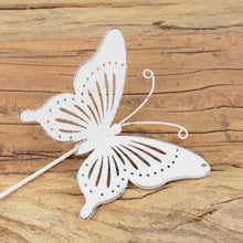 Lade das Bild in den Galerie-Viewer, 2er Set Dekostecker Schmetterling Weiß Metall Gartenstecker Deko Garten
