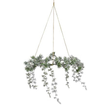 Lade das Bild in den Galerie-Viewer, Dekokranz hängend Grün Weiß Kunststoff 40 cm Kranz Winterkranz modern
