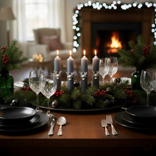 Lade das Bild in den Galerie-Viewer, 4er Set Kerzenstecker Rentier Silber Alu Stabkerzen Verzierung Kerzenpiekser
