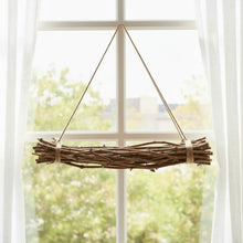 Lade das Bild in den Galerie-Viewer, Dekozweige zum hängen 60 cm Weinzweige Dekobündel Hängedekoration Holz
