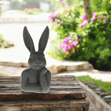 Lade das Bild in den Galerie-Viewer, Hasenbüste Schwarz Matt modern Dekohase Osterhase Hase Ostern Dekofigur
