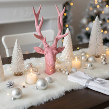 Lade das Bild in den Galerie-Viewer, Dekohirsch modern Apricot Rosé 22 cm Poly Hirschkopf Weihnachten Deko
