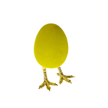 Lade das Bild in den Galerie-Viewer, 2er Set Ostereier auf Füßen Grün Gold Kunststoff beflockt moderne Dekoeier Osterdekoration Deko Ostern
