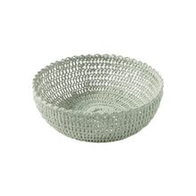 Lade das Bild in den Galerie-Viewer, Dekoschale Makramee Grün Baumwolle Metall Schale 22 cm
