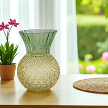 Lade das Bild in den Galerie-Viewer, Dekovase Ananas modern Gelb Grün Glas Glasvase
