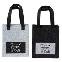 Lade das Bild in den Galerie-Viewer, 2er Set Geschenktasche von Herzen Filz Grau modern 26 cm Geschenktüte Geschenkverpackung
