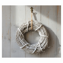 Lade das Bild in den Galerie-Viewer, Dekokranz Naturmaterial Holz Braun 30 cm Kranz
