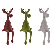 Lade das Bild in den Galerie-Viewer, Kantenhocker Rentier Braun Taupe od. Grün Kunststoff beflockt 3er Set modern Weihnachten
