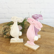 Lade das Bild in den Galerie-Viewer, 3er Set Hase Samt rosé flieder creme 13 cm
